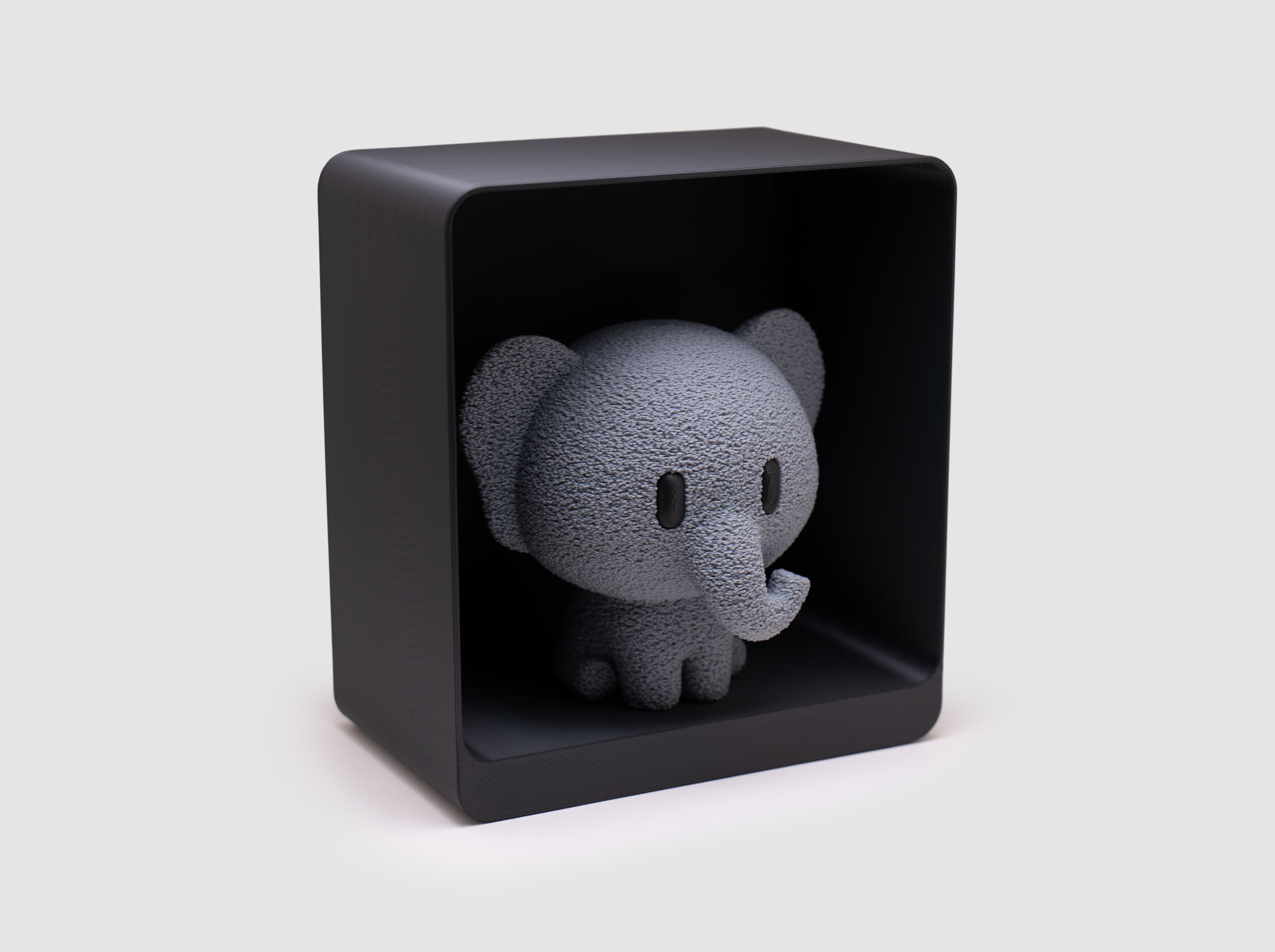 Éléphant — figurine & socle