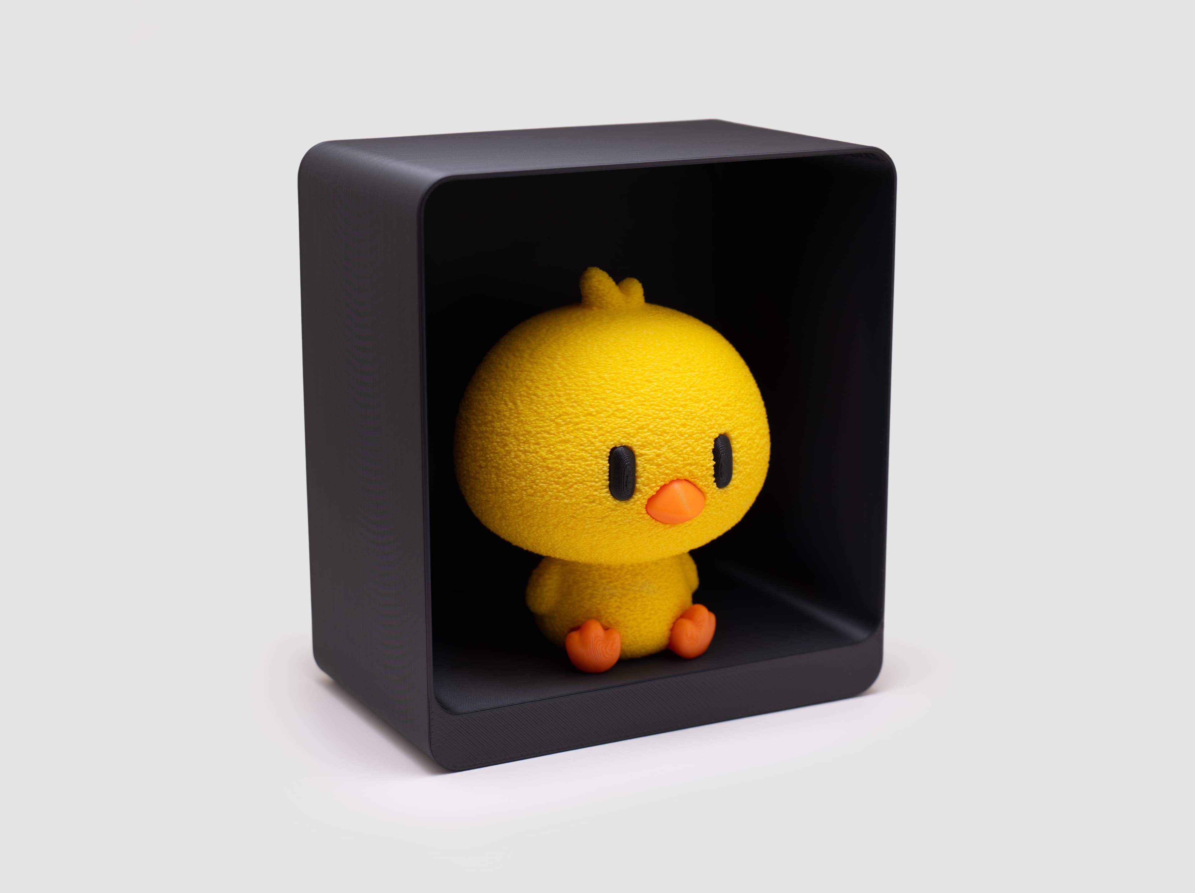 Poussin — figurine & socle