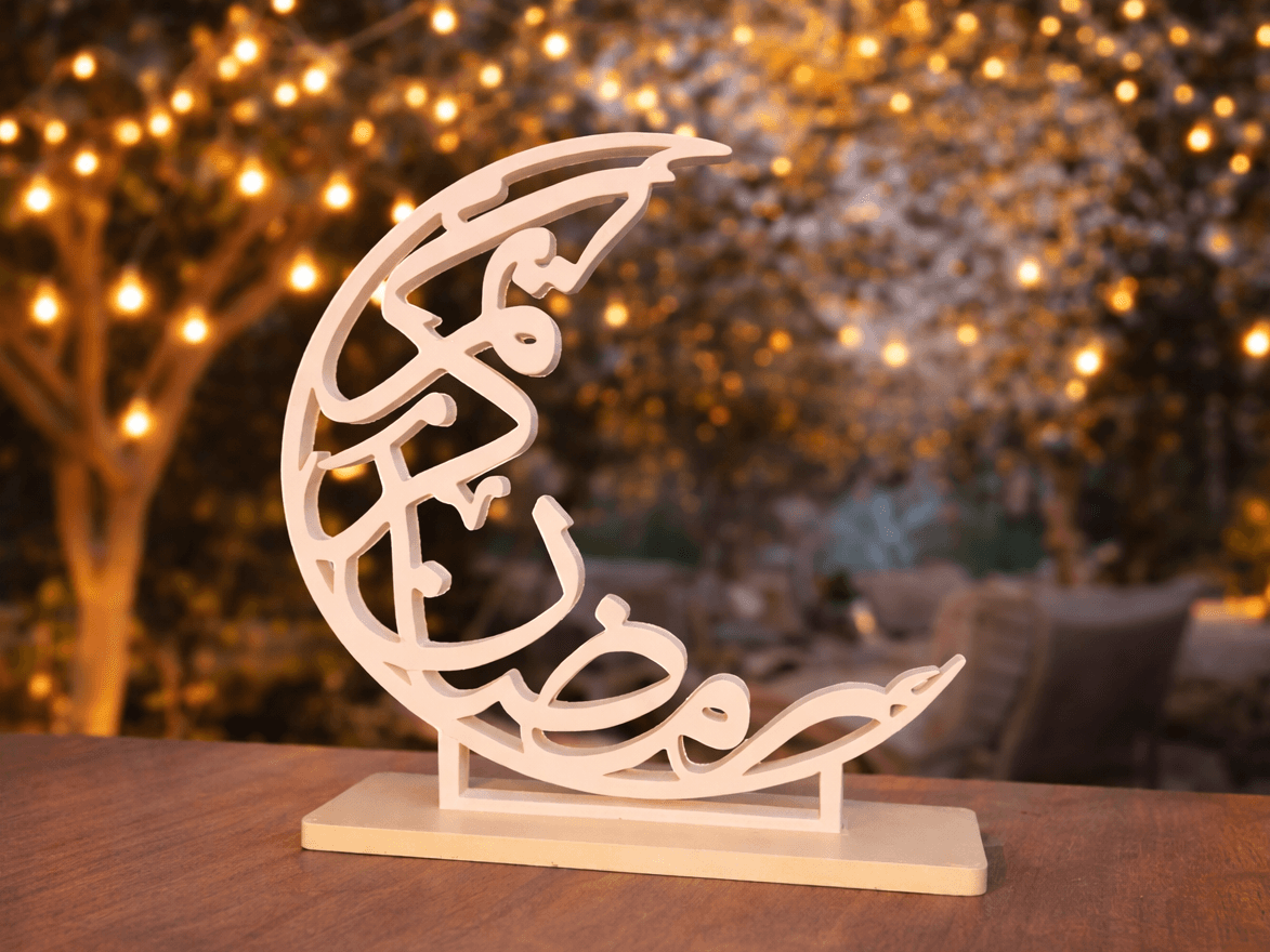 Ramadan Karim — croissant ouvert (déco table)