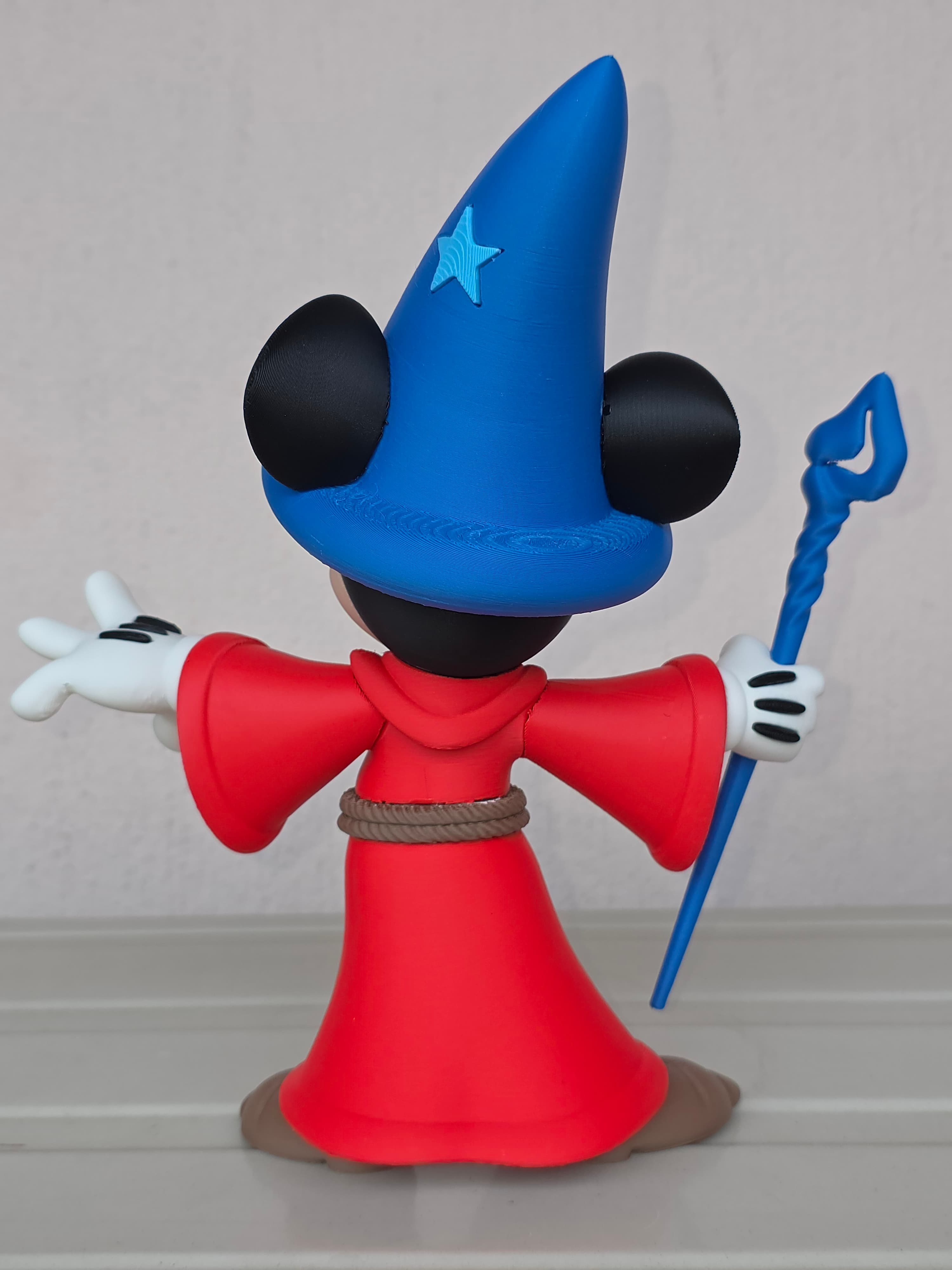 Mickey l'Apprenti Sorcier — figurine multicolore