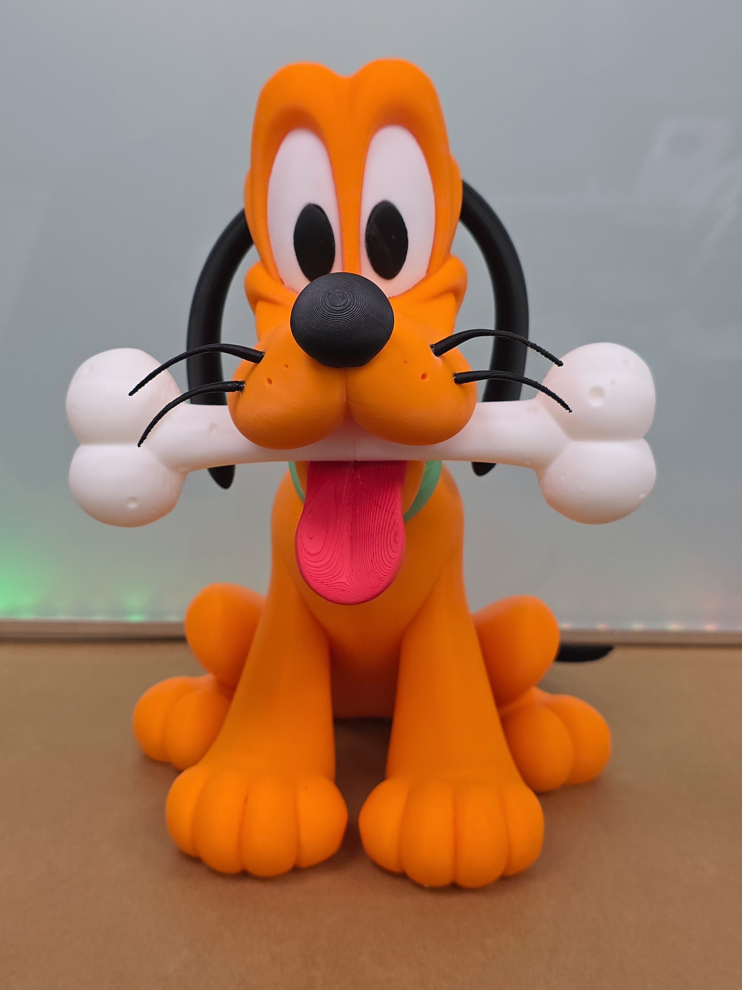 Pluto — figurine multicolore