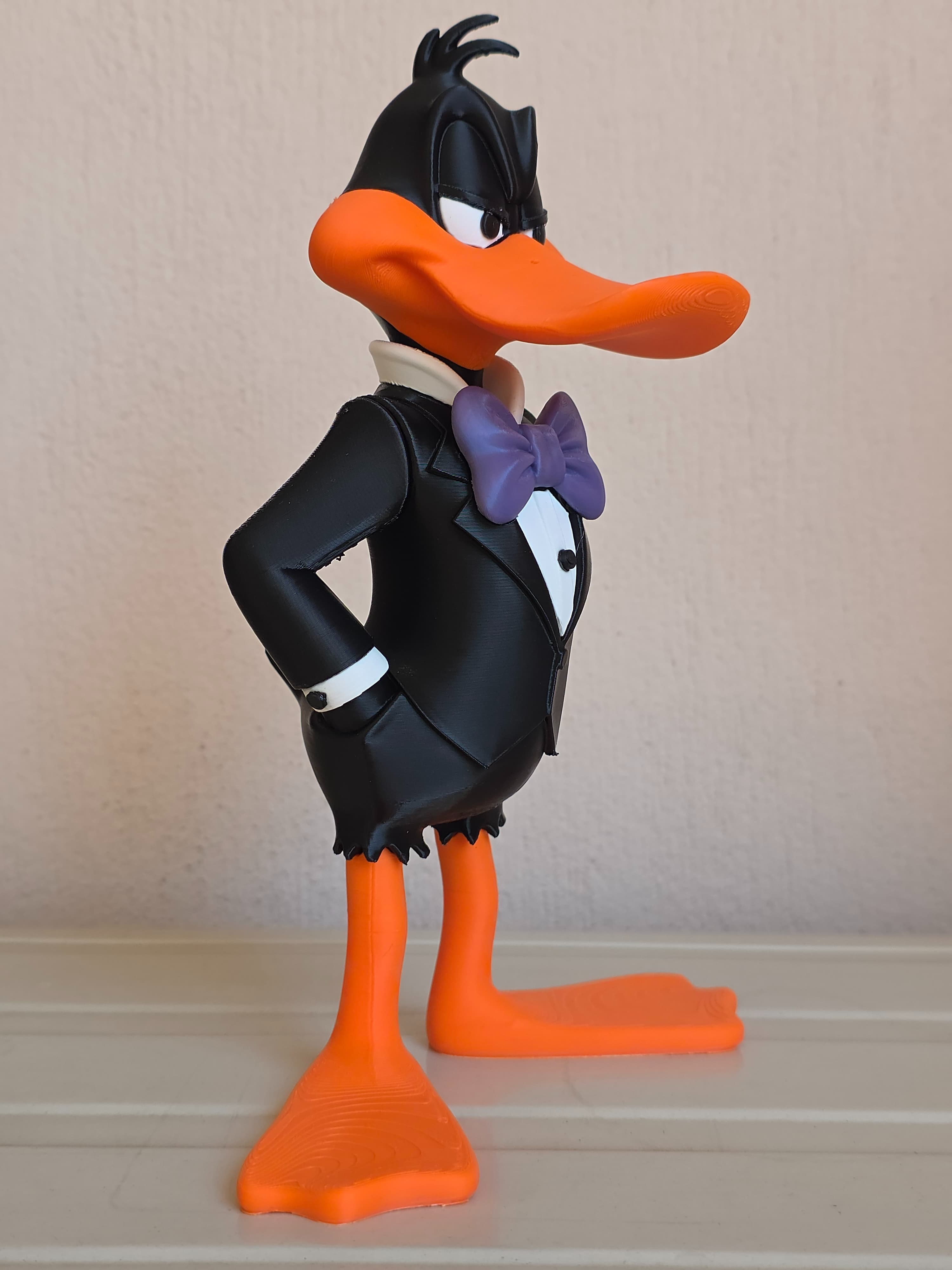 Daffy Duck en smoking — figurine multicolore