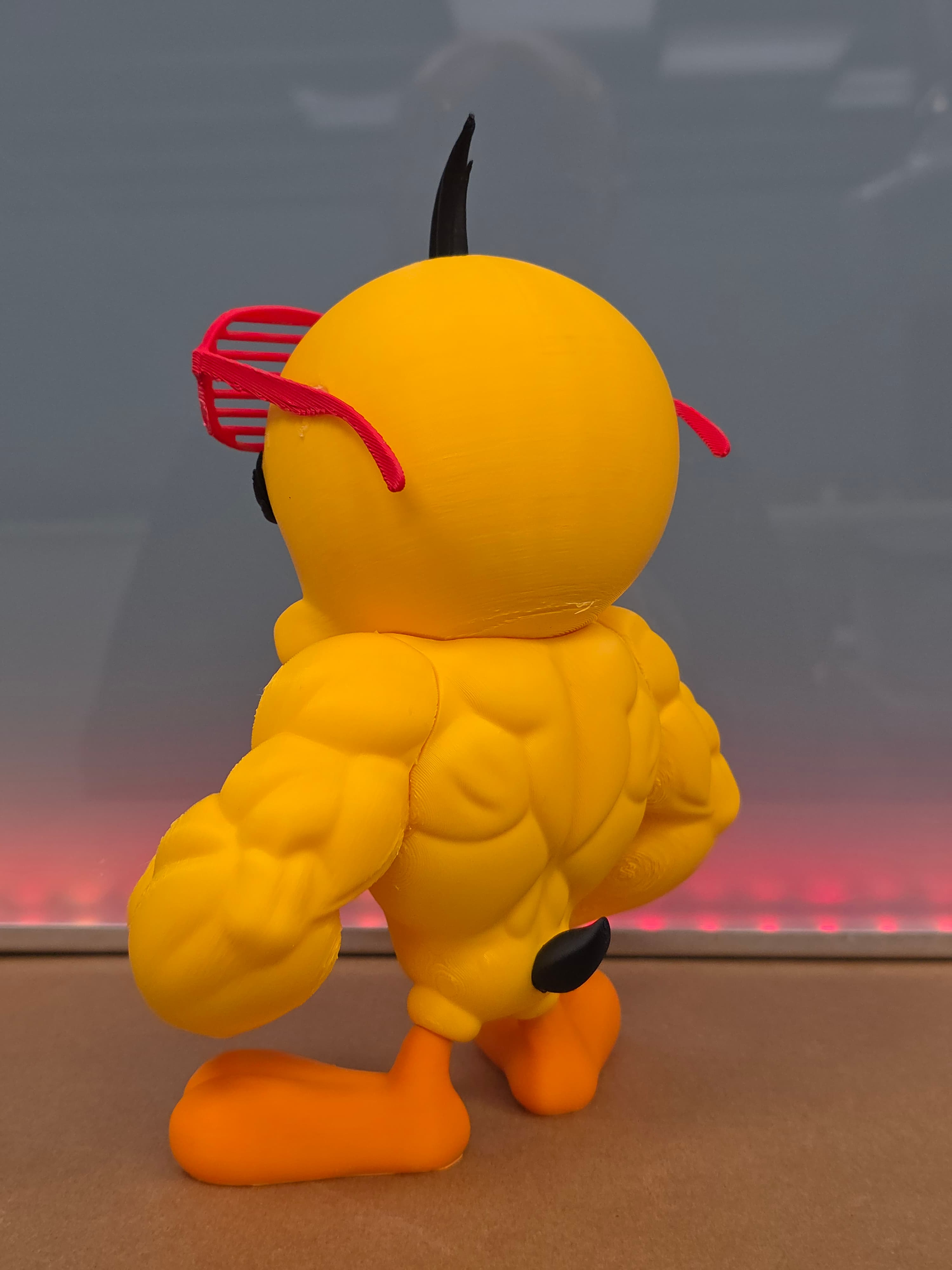 Titi — figurine multicolore