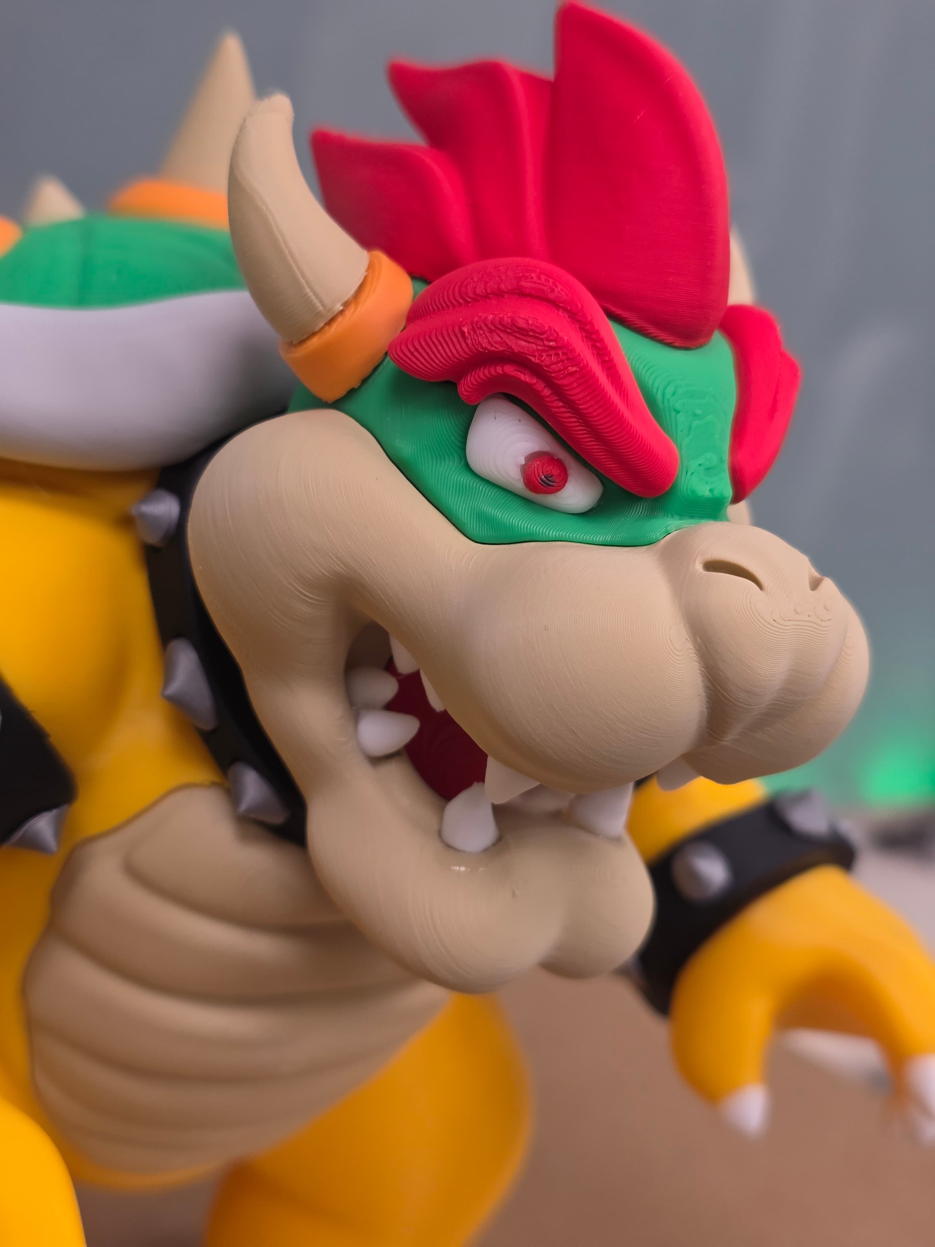 Bowser — figurine multicolore