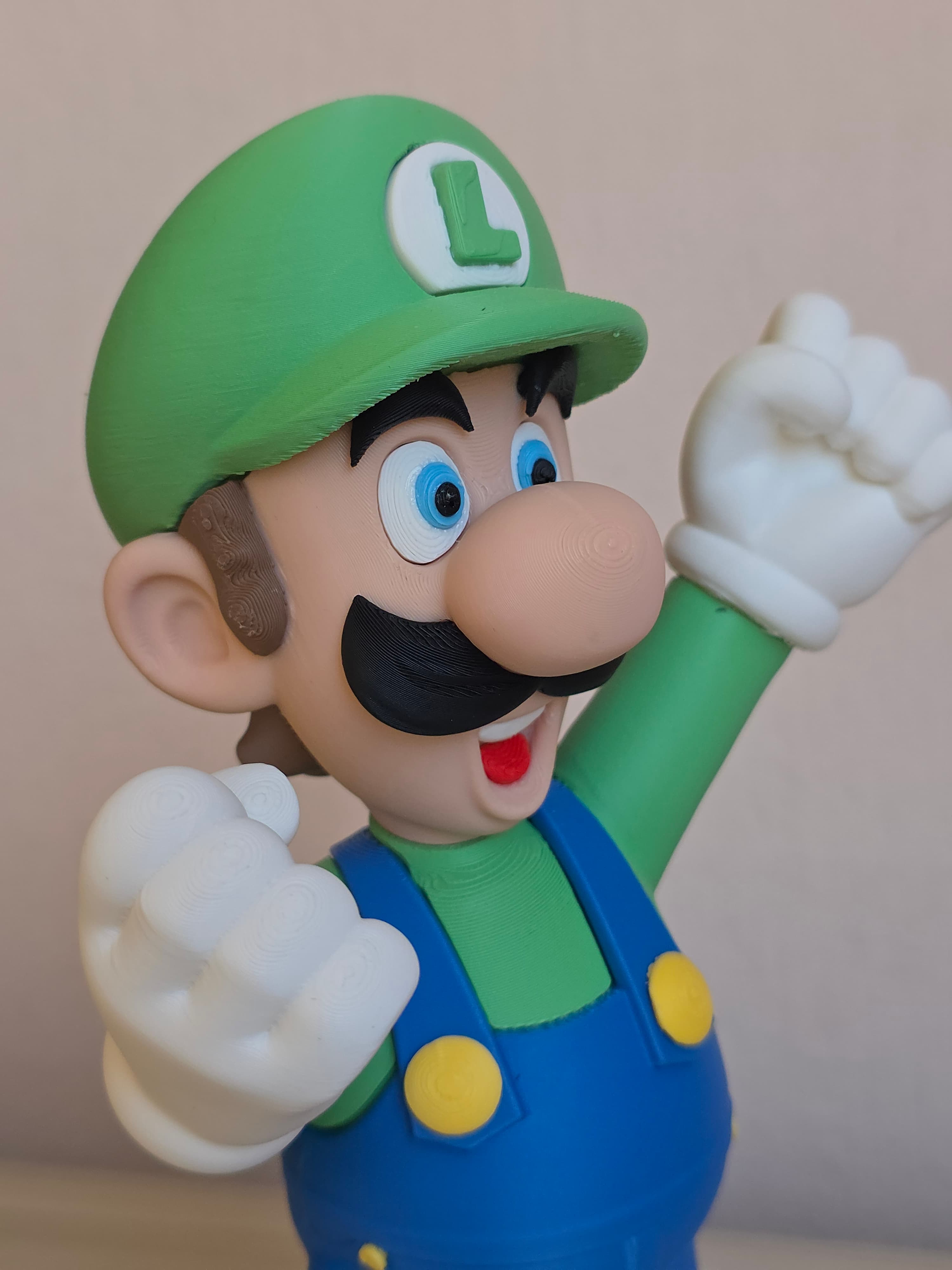 Luigi — figurine multicolore