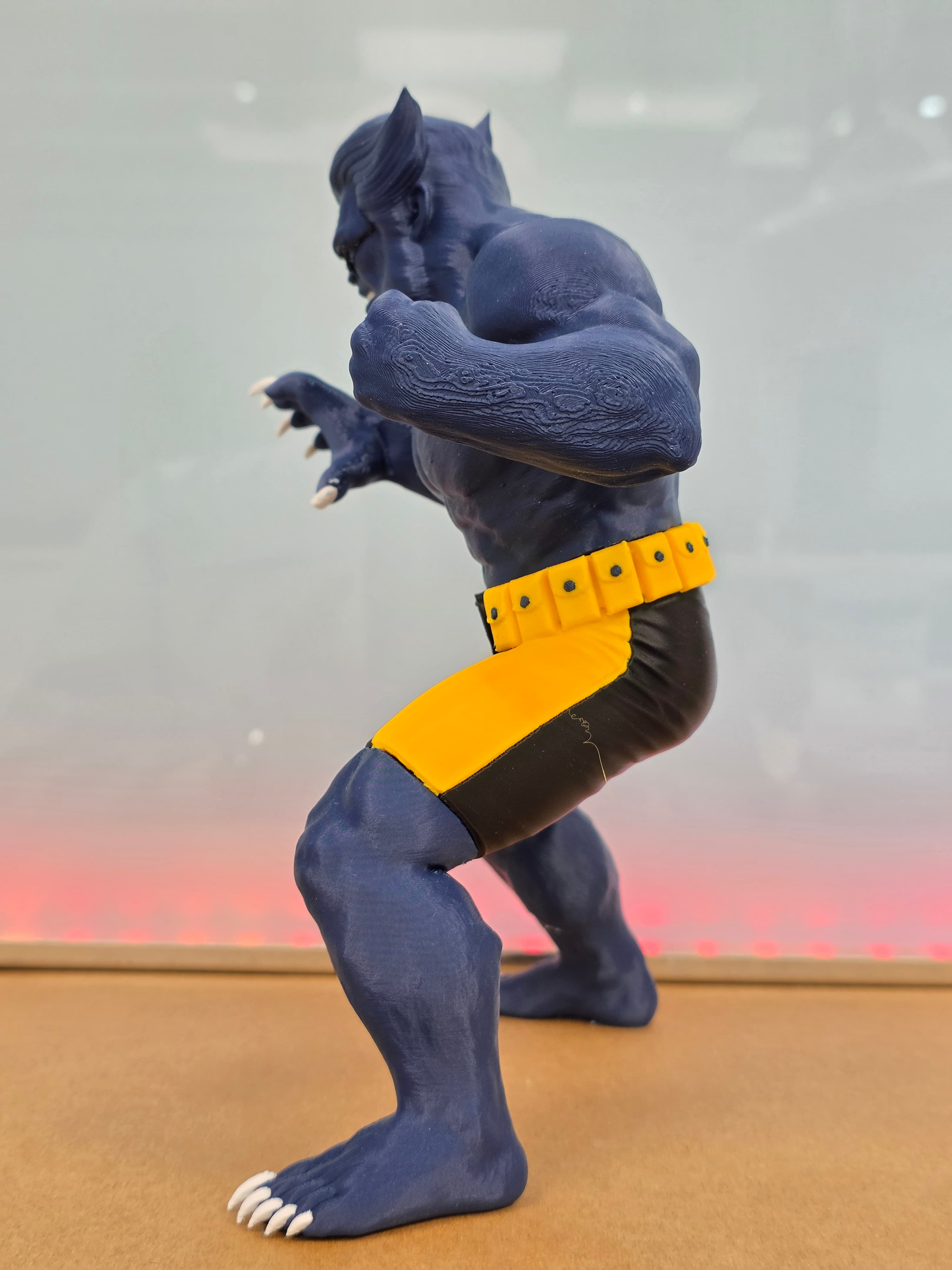 Le Fauve (Beast) — figurine multicolore X-Men
