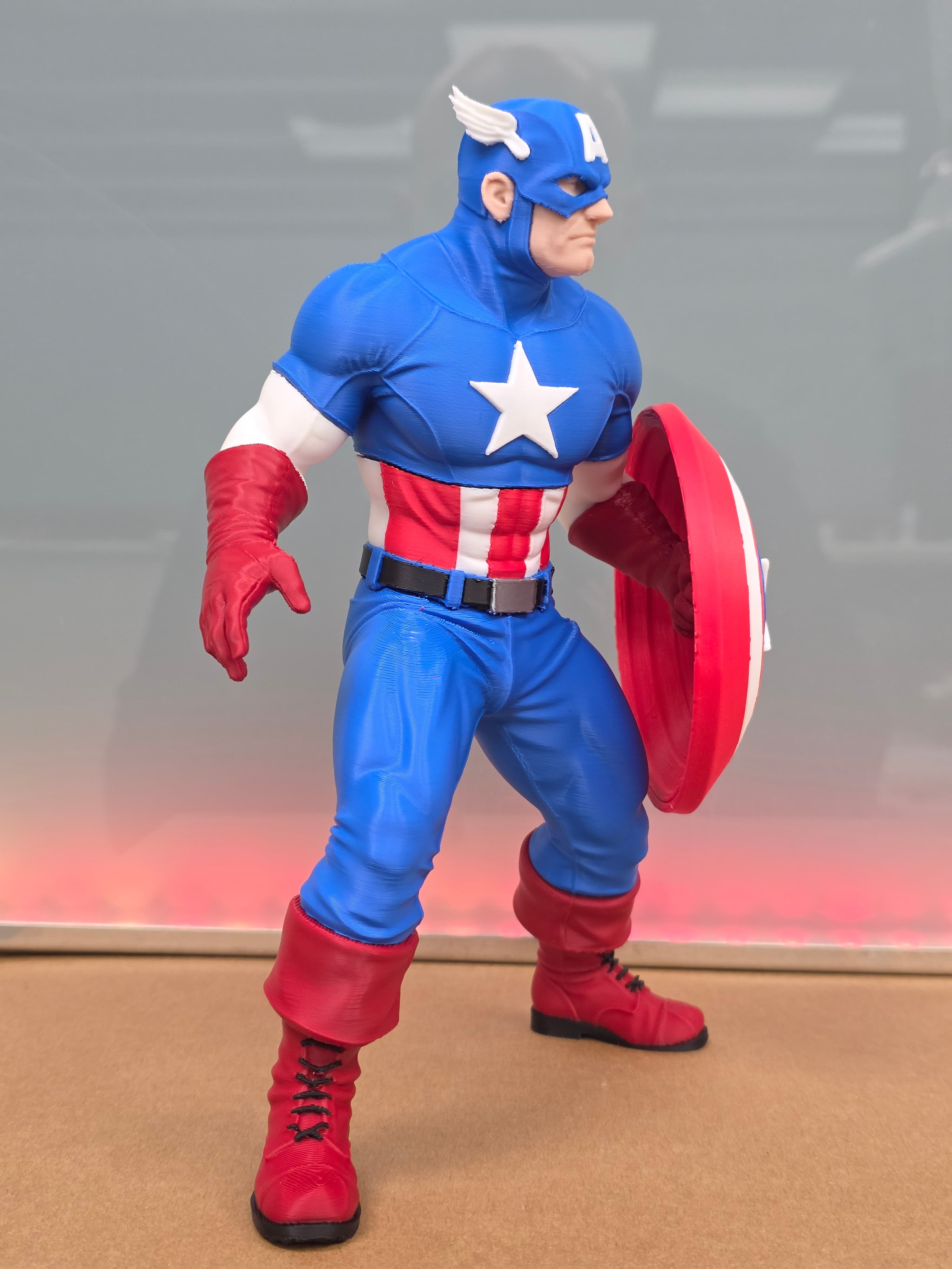 Captain America — figurine multicolore