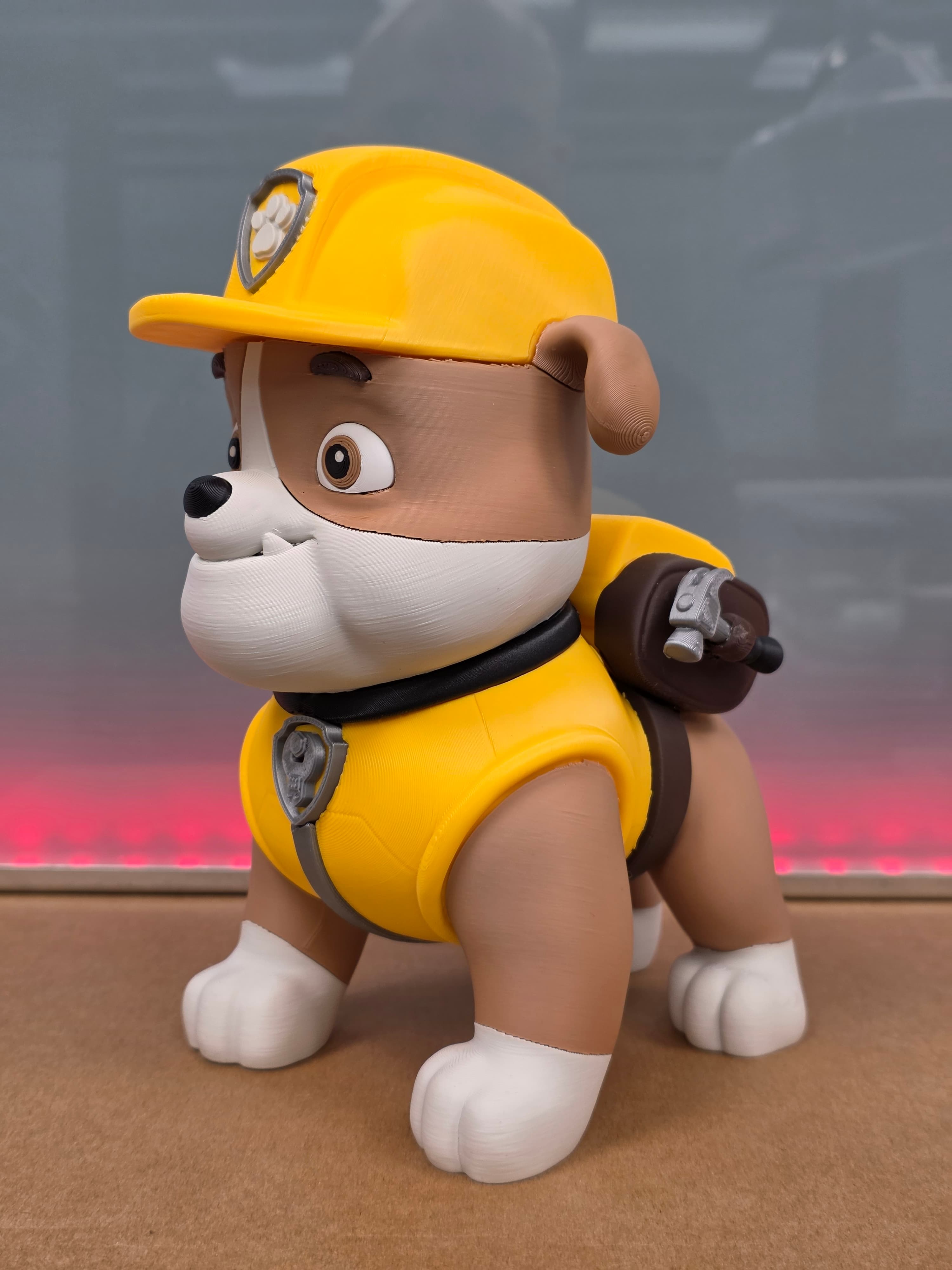 Ruben — figurine multicolore