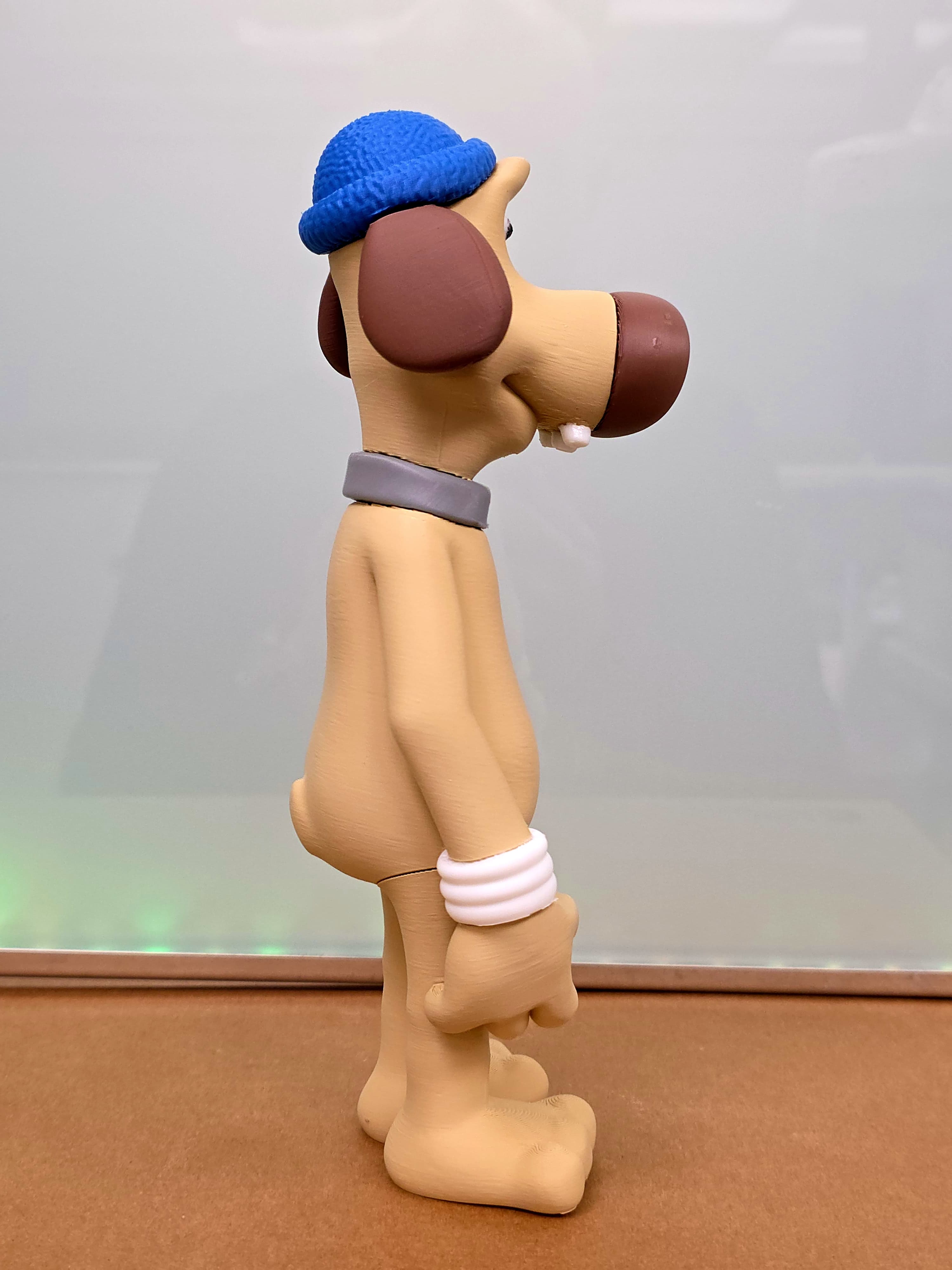 Bitzer — figurine multicolore